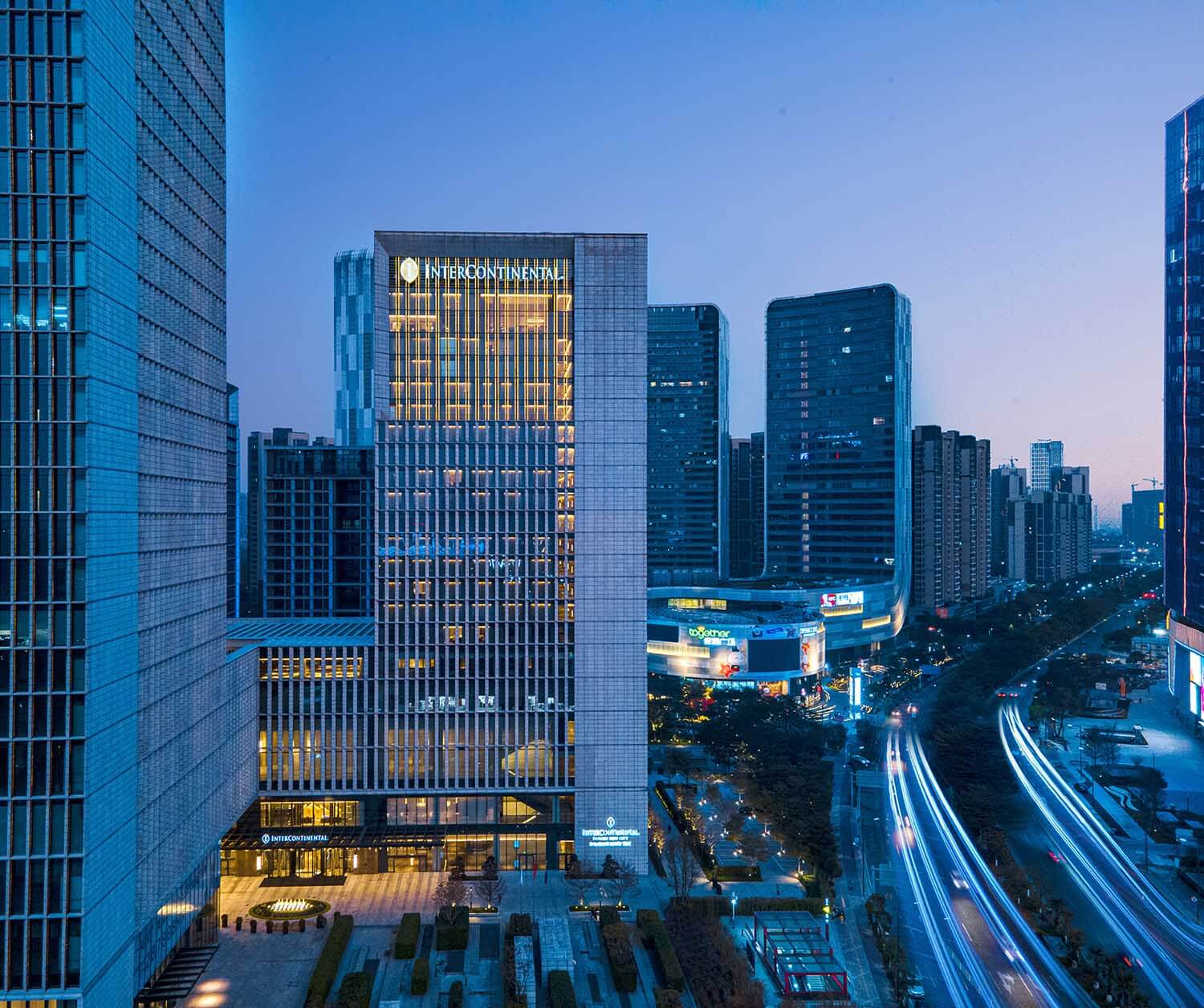 郑州酒店设计公司-保利洲际酒店装修设计案例(图2) 郑州酒店设计公司-保利洲际酒店装修设计案例(图2)