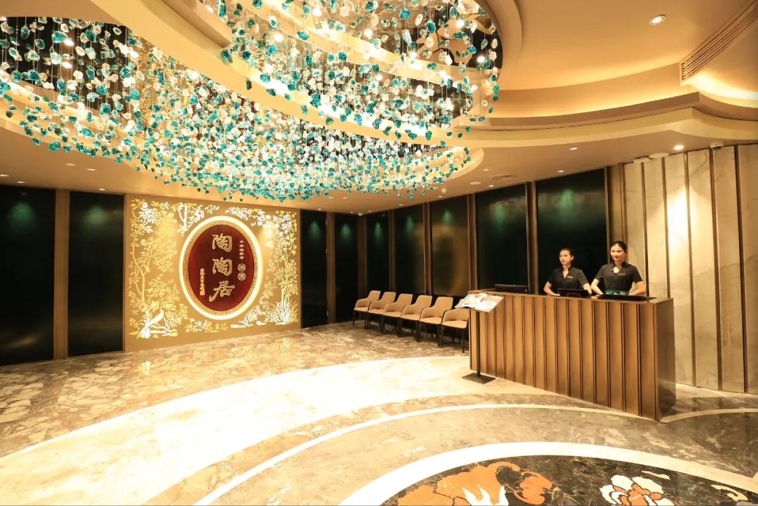 餐饮店装修公司-疫情下餐饮要冒险改革还是谨慎前行(图1) 1.jpg