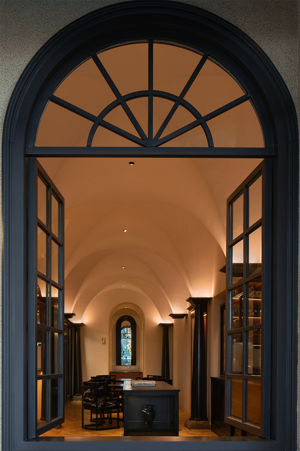 郑州摩斯国际分享积兴里连锁咖啡厅装修设计(图6) 郑州摩斯国际分享积兴里连锁咖啡厅装修设计(图6)